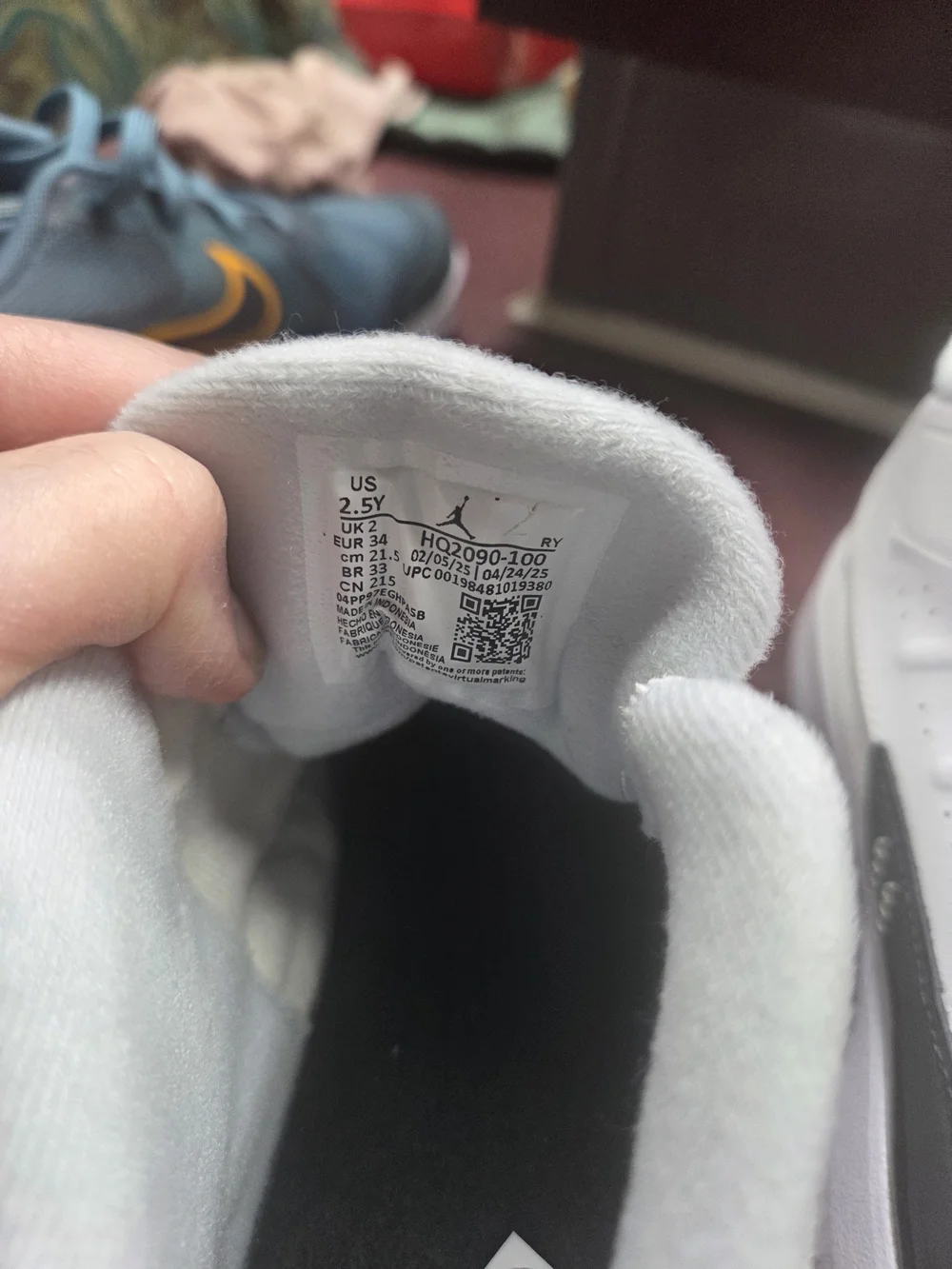 Jordan Kids White and Black Low-Top Sneakers with Velcro Strap